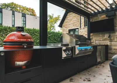 OUTDOOR KITCHEN WITH BBQ