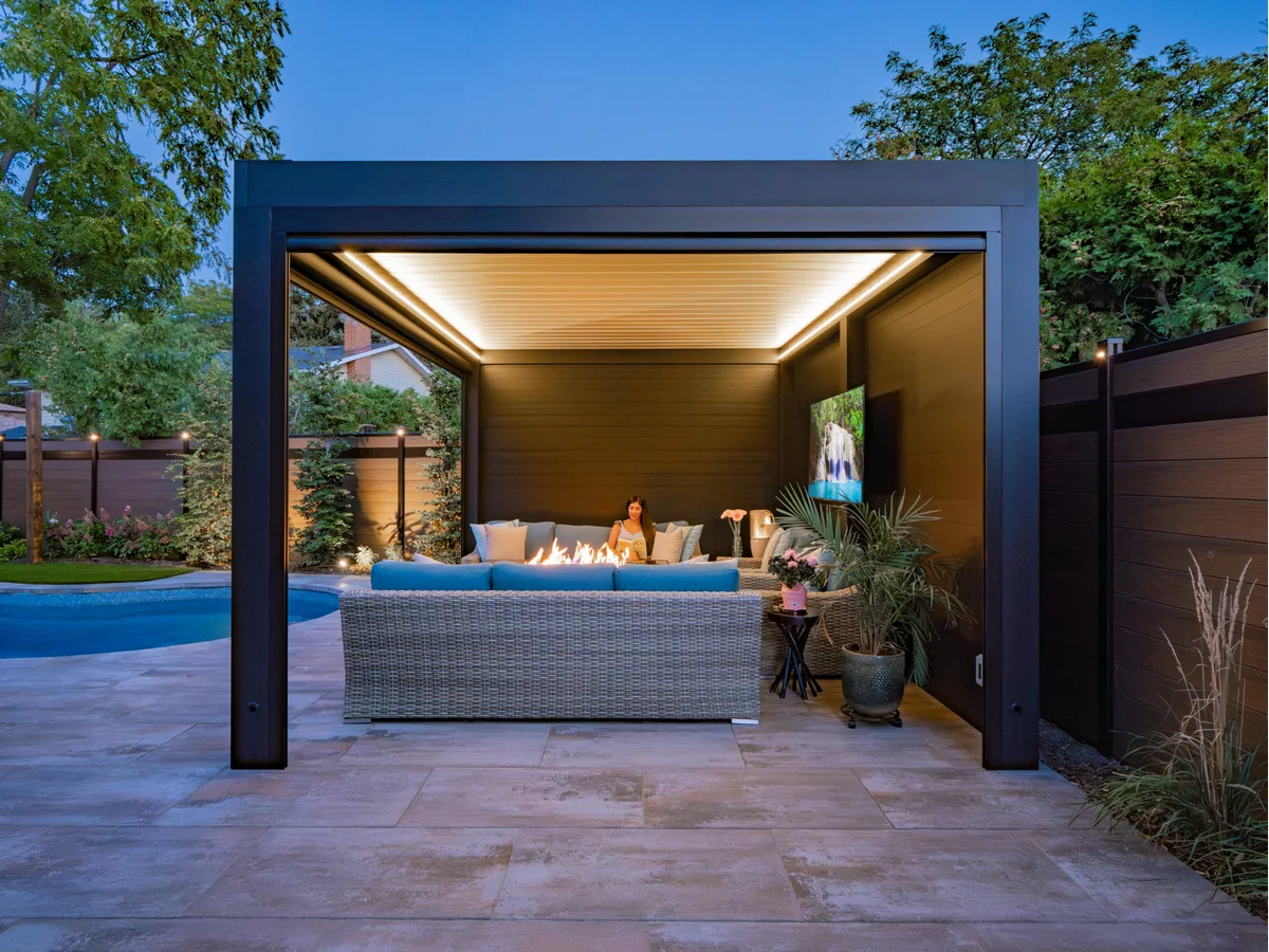 Paroi en aluminium pour pergola