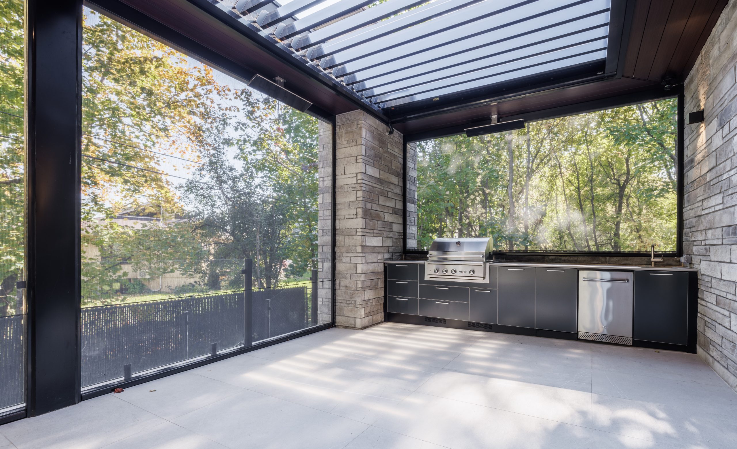 Stores motorisés extérieurs Praesidium